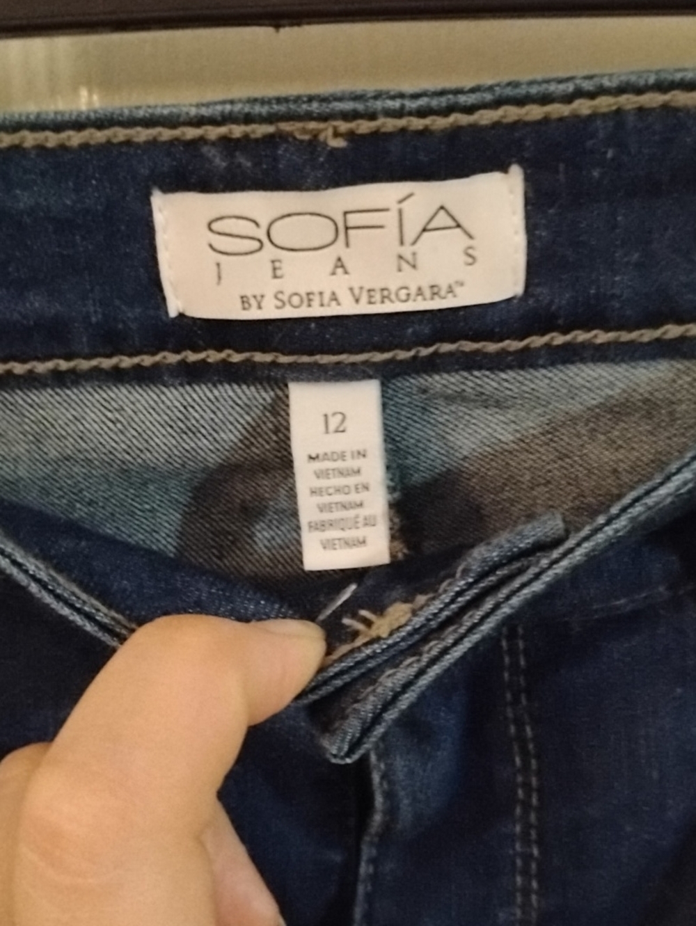 Sofía Jeans by Sofía Vergara - Women's Dark Indigo Denim Jeans/ Open To Offers